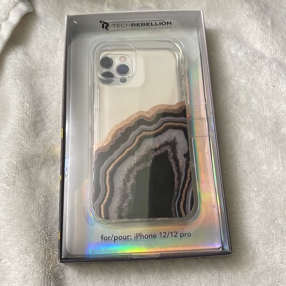 iPhone case tech rebellion stone 12/12 pro NEW - Picture 2 of 3